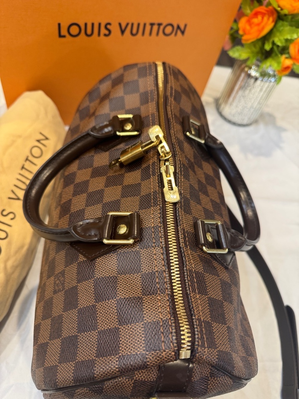 Authentic Louis Vuitton Brown Damier Ebene Bandoulier 30 - Picture 10 of 15
